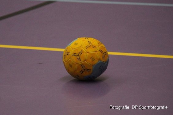 Handbaltitel terug bij VOC, SEW grijpt weer mis
