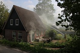 Veel rook bij brand op eerste etage van woning Obdam