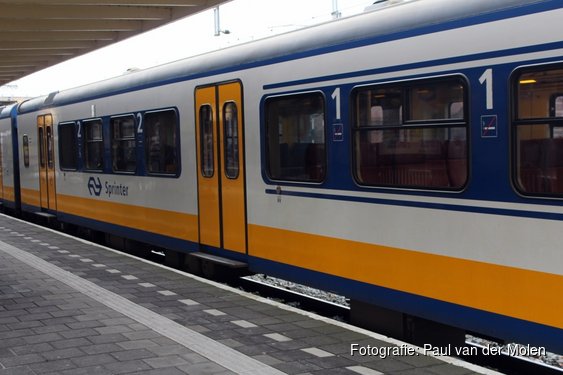 Man uit Zwaag met flinke slok op loopt 35 kilometer na missen laatste trein