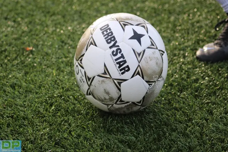 2A: Gelijke spelen voor Always Forward en Westfriezen