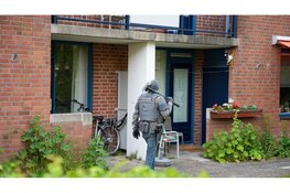 Arrestatieteam doet inval in woning Hoorn