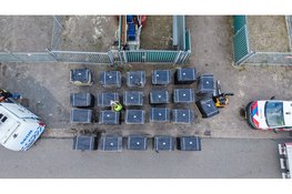 Loods vol met 3,564 lachgas flessen aangetroffen in Hoorn