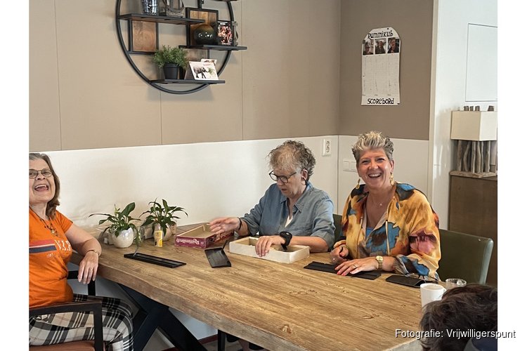 Intermaris-medewerkers steken handen uit de mouwen tijdens Intermaris DOET!