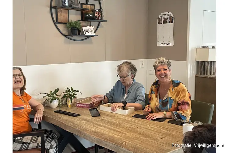 Intermaris-medewerkers steken handen uit de mouwen tijdens Intermaris DOET!