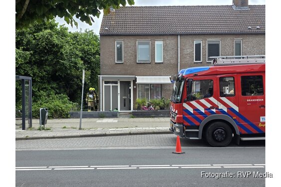 Kindje opgesloten in bijkeuken nadat sleutel afbreekt en zet magnetron aan