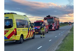 Grote uitslaande brand in loods in Wervershoof
