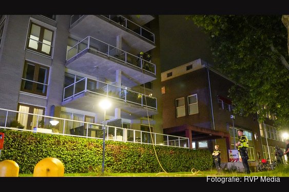 Brand in appartement ontdekt na afgaan van rookmelder