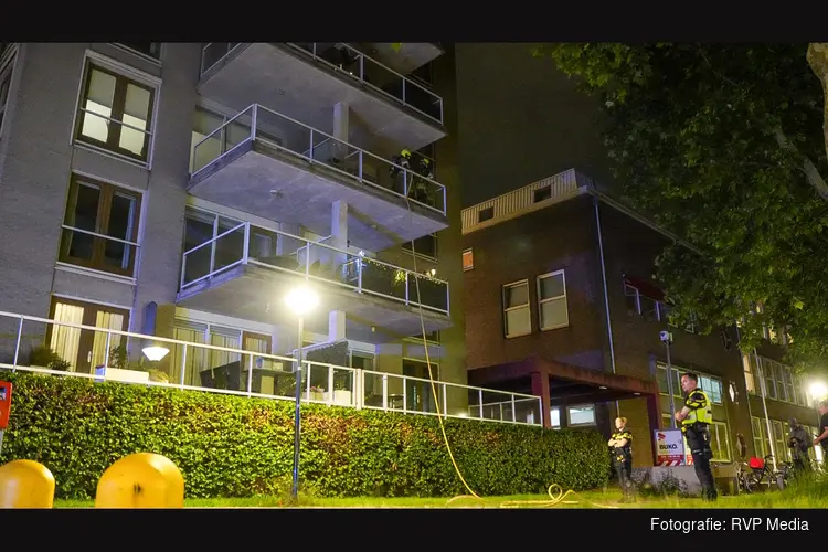 Brand in appartement ontdekt na afgaan van rookmelder