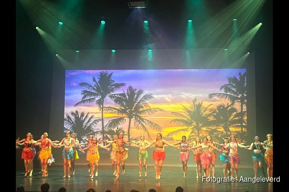 Theatervoorstelling “Het Unieke Eiland” groot succes!