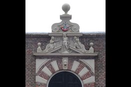 Poortjeswandeling door de binnenstad van Hoorn