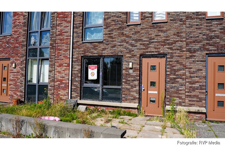 Burgemeester sluit woning voor 3 maanden in Zwaag
