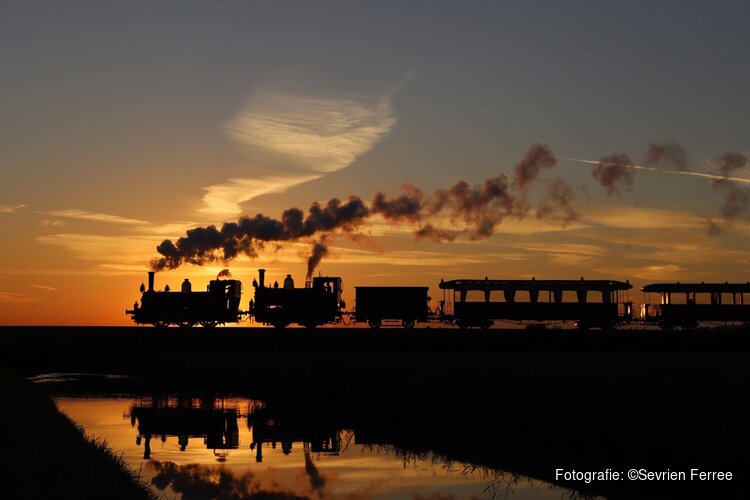 Stoomtram rijdt Borrel Expres op zomeravonden