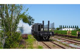 Museumstoomtram vat vlam op station Wognum-Nibbixwoud