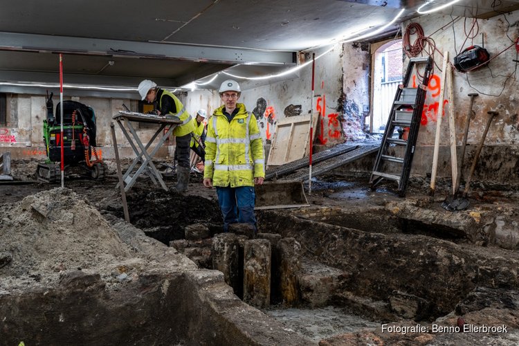 Wat schuilt er onder het Westfries Museum? Ontdek het tijdens de lezing 'Van fundering tot vondst'