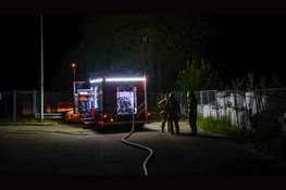 Auto uitgebrand op terrein van tankstation