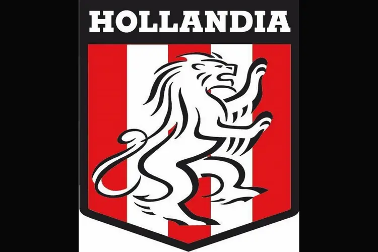 Hollandia kan het met tien man niet bolwerken tegen Harkemase Boys