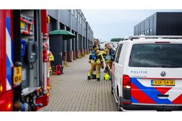 Politie en brandweer doen onderzoek in bedrijfspand Enkhuizen