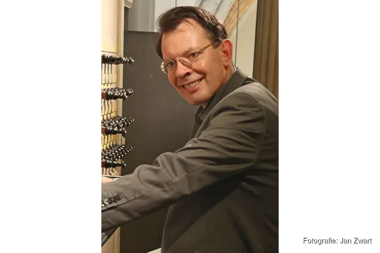 Orgelconcert door Frank van Wijk in de protestantse kerk in Wognum