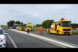 Opnieuw ongeluk op A7: camper en personenauto in botsing
