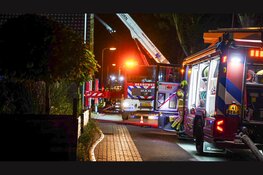 Zeer grote uitslaande brand in loods Lambertschaag
