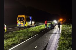 Zeker twee gewonden bij ongeval op fietspad langs de N307 in Venhuizen