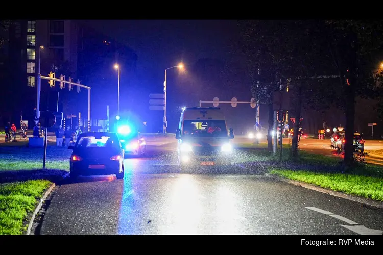 Stoplichten uitgevallen, fietser aangereden op kruising