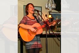 Irish folk formatie Masja, Robert & Gilles in folkclub Oosterleek