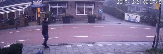 Zwaag - Gezocht - Woningoverval Dorpsstraat