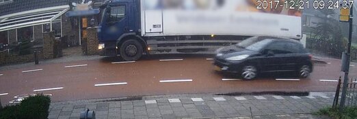 Zwaag - Gezocht - Woningoverval Dorpsstraat